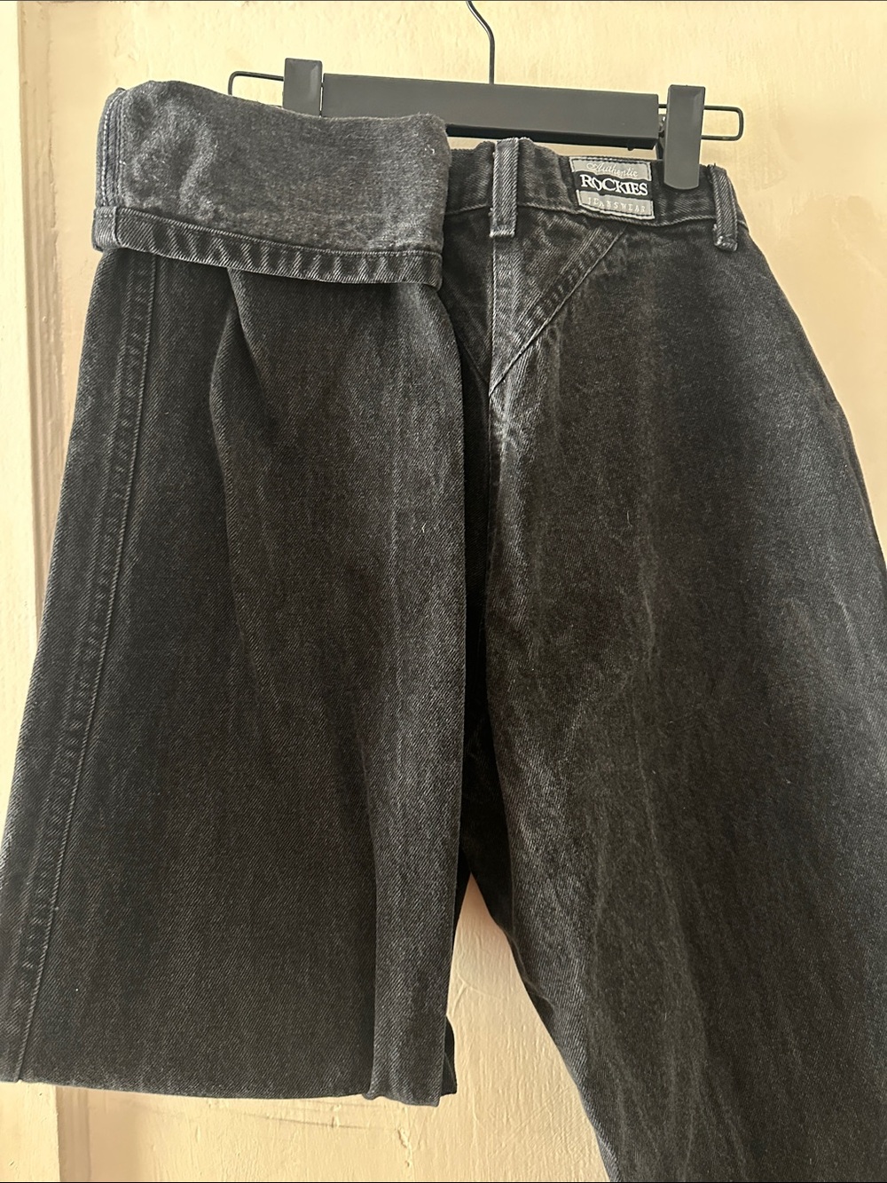 Rockies Relaxed Black Washed Men's Jeans